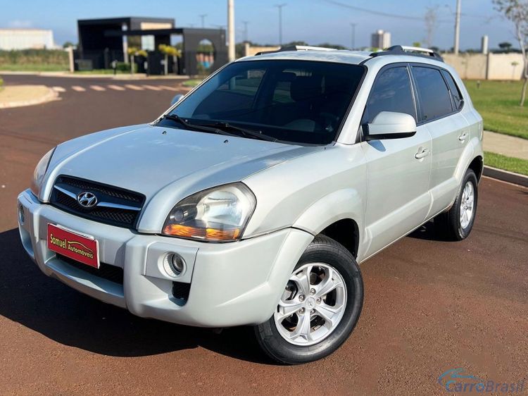 Samuel Automveis | Tucson 2.0 MPFI GLS 16V 143CV 2WD 13/14 - foto 3