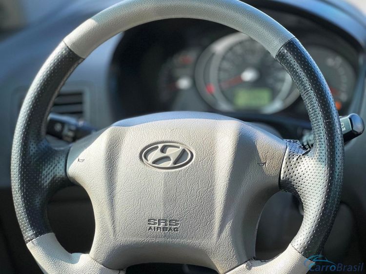 Samuel Automveis | Tucson 2.0 MPFI GLS 16V 143CV 2WD 13/14 - foto 5
