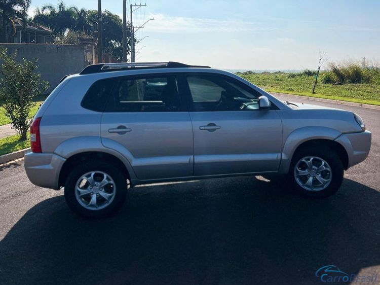 Samuel Automveis | Tucson 2.0 MPFI GLS 16V 143CV 2WD 13/14 - foto 7