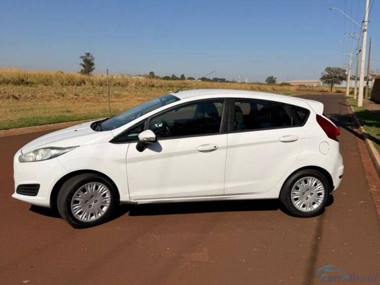 Samuel Automóveis | Fiesta Hatch 1.6 SE HATCH 16V 16/17 - foto 8