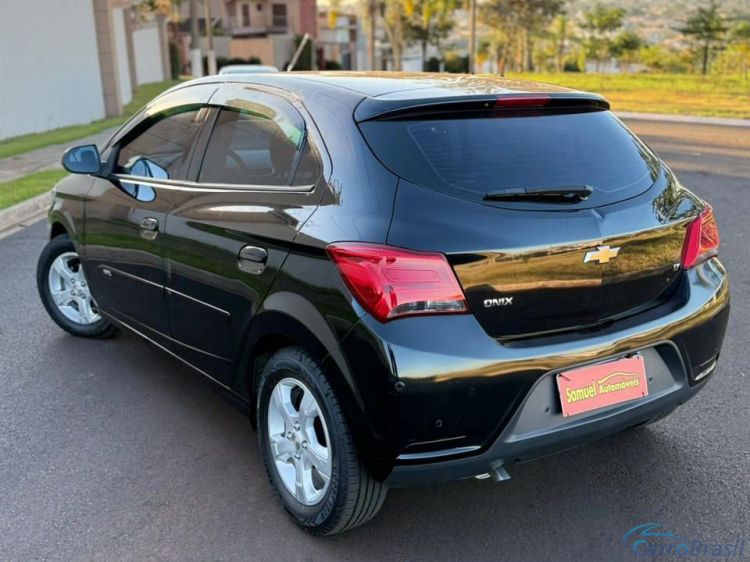 Samuel Automóveis | Onix 1.4 MPFI LT 8V 19/19 - foto 3