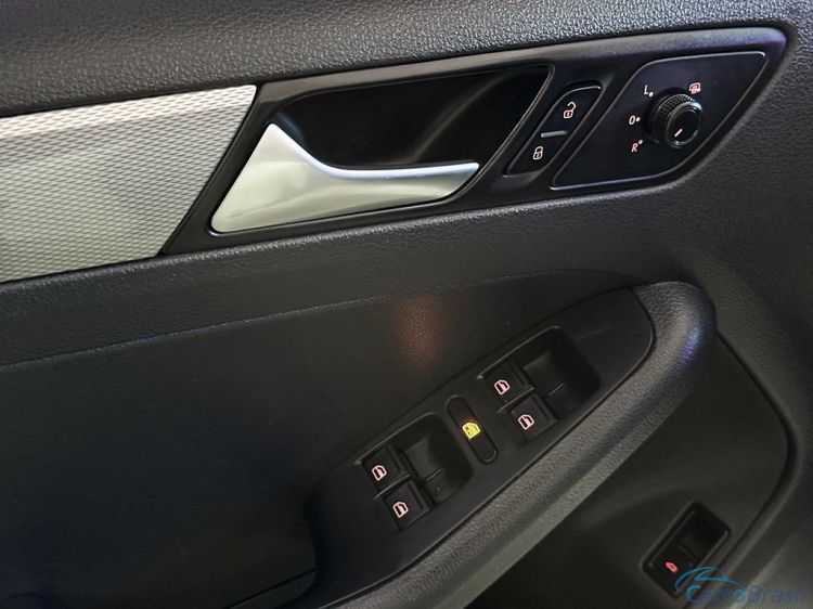 Gregolini Veculos | Jetta 1.4 16V TSI TRENDLINE 16/16 - foto 8