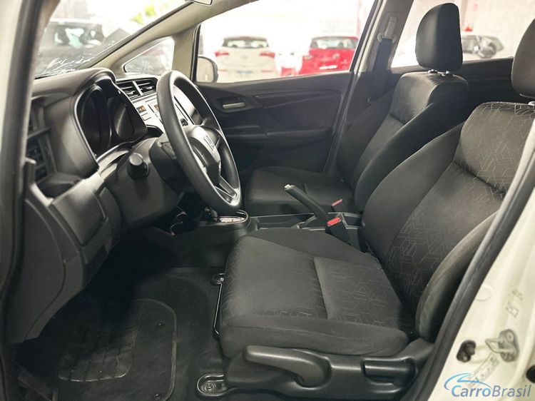 Gregolini Veculos | Fit 1.5 LX 16V 15/15 - foto 8