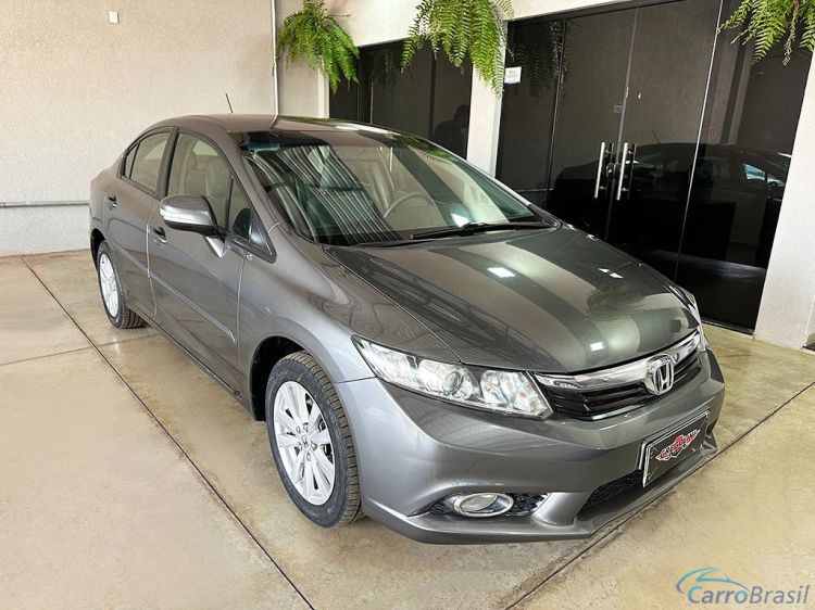 Gregolini Veculos | Civic 2.0 LXR 16V 13/14 - foto 1