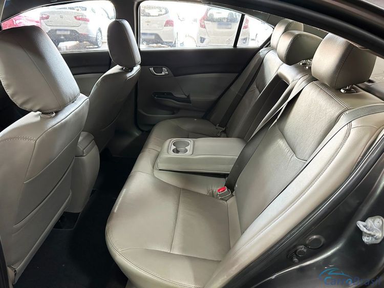 Gregolini Veculos | Civic 2.0 LXR 16V 13/14 - foto 7