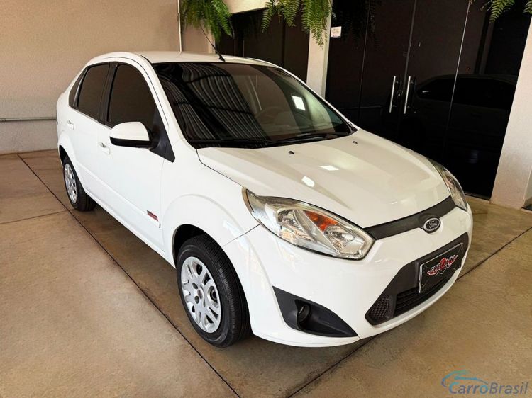 Gregolini Veculos | Fiesta Hatch 1.6 MPI SEDAN 8V 12/13 - foto 1