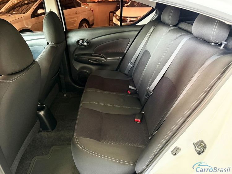 Gregolini Veículos | Versa 1.6 16V SV 18/18 - foto 7