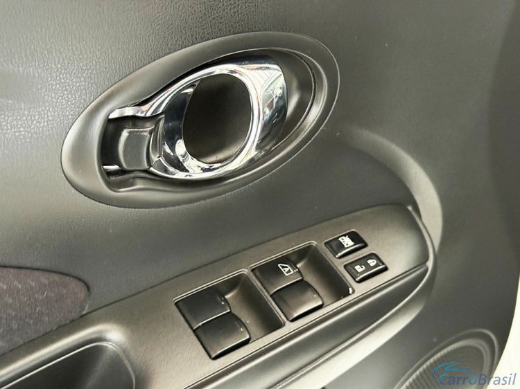 Gregolini Veículos | Versa 1.6 16V SV 18/18 - foto 8