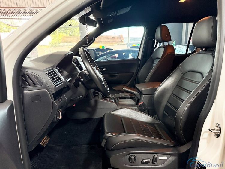 Gregolini Veículos | Amarok 3.0 V6 TDI HIGHLINE EXTREME CD 4MOTION 22/22 - foto 4