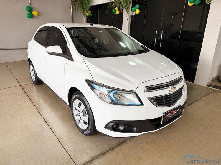 Gregolini Veículos | Onix 1.4 MPFI LT 8V 13/14 - foto 1