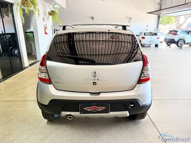 Gregolini Veículos | Sandero 1.6 STEPWAY 8V 13/14 - foto 7