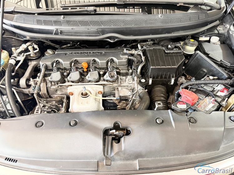 Gregolini Veículos | Civic 1.8 LXS 16V 08/08 - foto 10