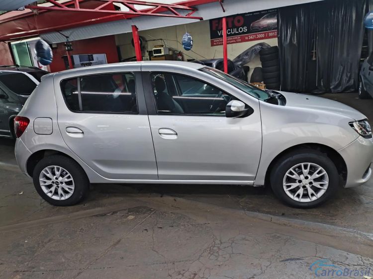 Fato Veculos | Sandero 1.0 12V SCE FLEX EXPRESSION MANUAL 18/18 - foto 3