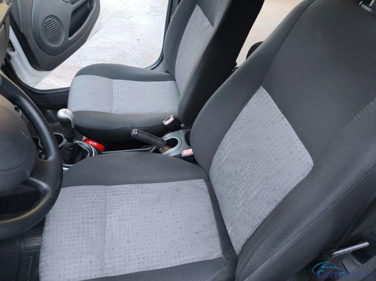 Fato Veculos | Fiesta Sedan 1.6 ROCAM SEDAN 8V FLEX 4P MANUAL 14/14 - foto 9