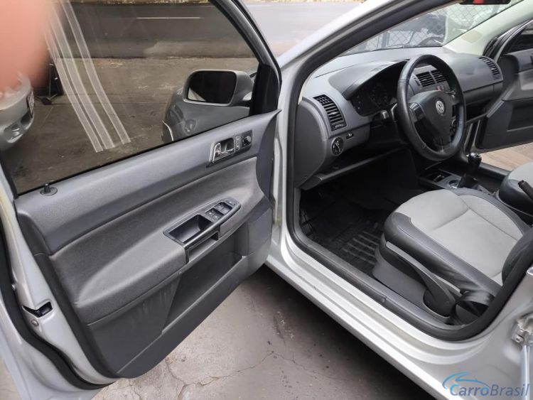 Fato Veculos | Polo Sedan 1.6 MI 8V FLEX 4P MANUAL 07/08 - foto 8