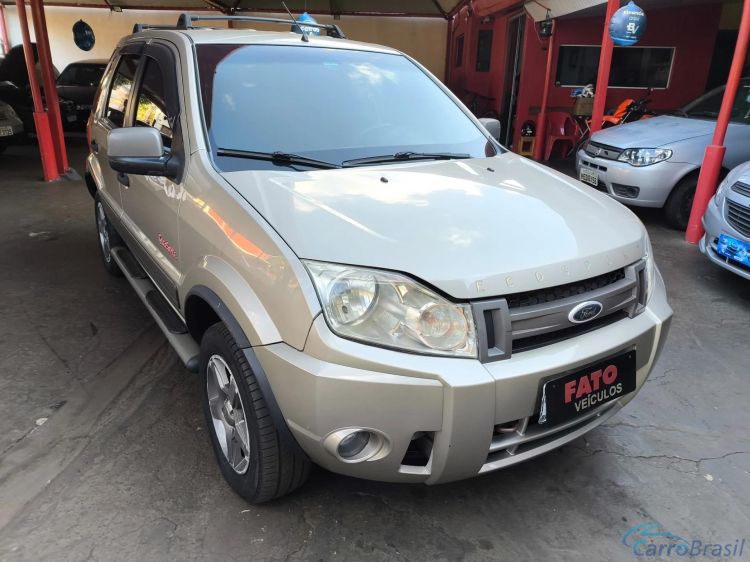 Fato Veculos | EcoSport 1.6 XLT 8V FLEX 4P MANUAL 09/09 - foto 2
