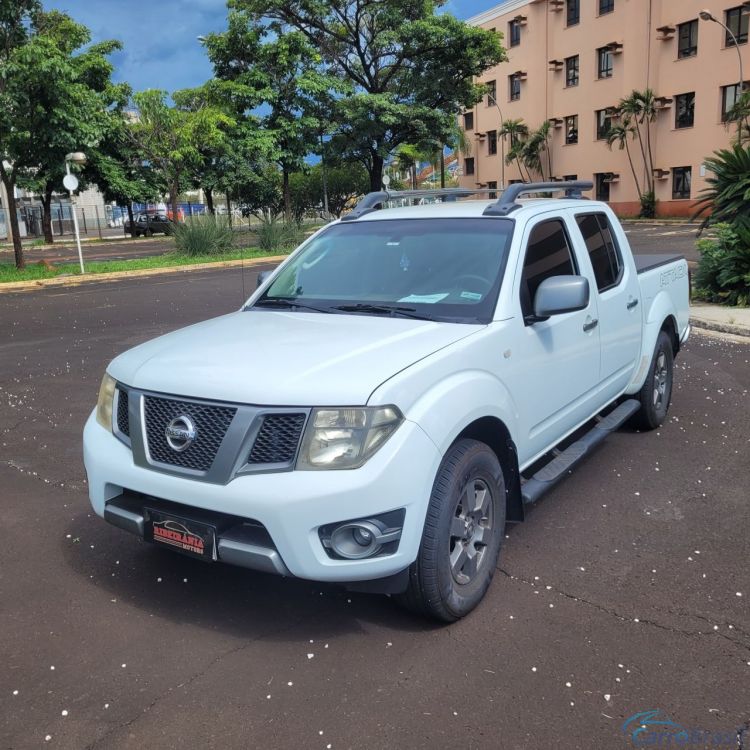 Ribeirania Motors | Frontier SV ATTACK CD 4x2 2.5 TB Diesel 13/14 - foto 3