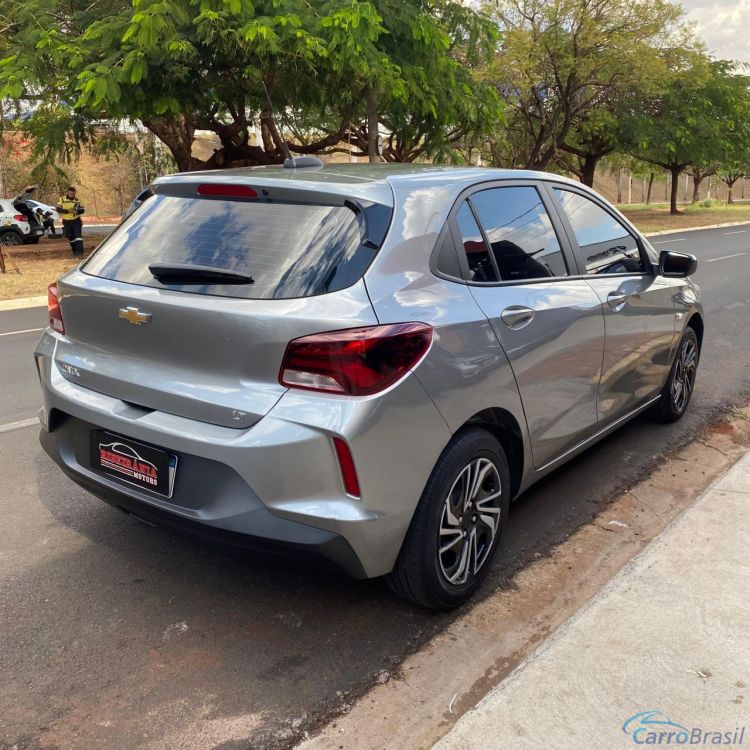 Ribeirania Motors | Onix HATCH LT 1.0 12V Flex 5p Mec. 23/24 - foto 5