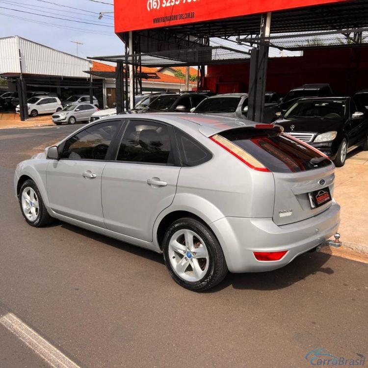 Ribeirania Motors | Focus 2.0 16V/SE/SE Plus Flex 5p Aut. 11/12 - foto 9