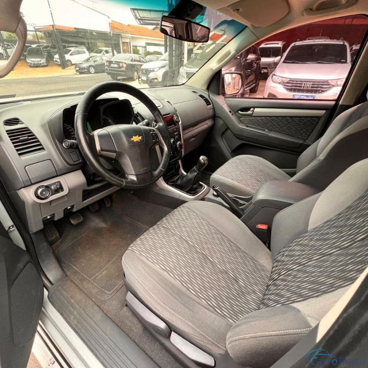 Ribeirania Motors | S-10 Pick-Up LT 2.8 TDI 4x4 CD Diesel 12/13 - foto 4