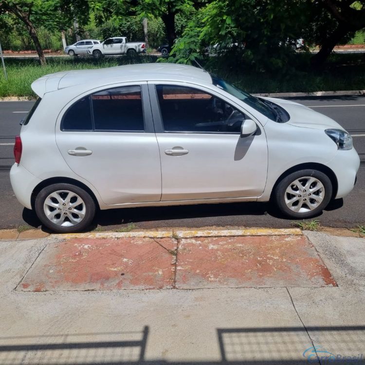 Ribeirania Motors | March SV 1.6 16V FlexStart 5p Mec. 18/18 - foto 6