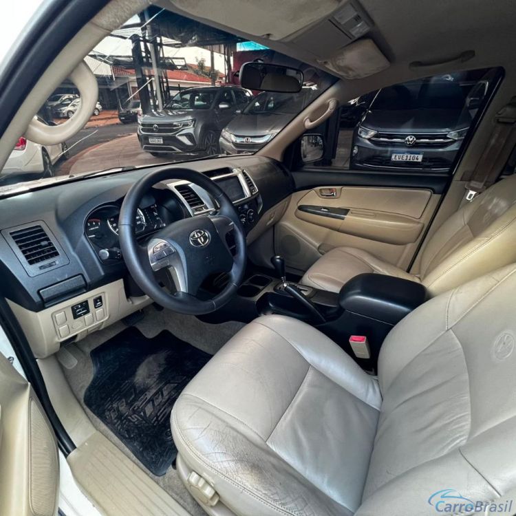 Ribeirania Motors | Hilux SW4 SR 4x2 2.7/ 2.7 Flex 16V Aut. 14/14 - foto 5
