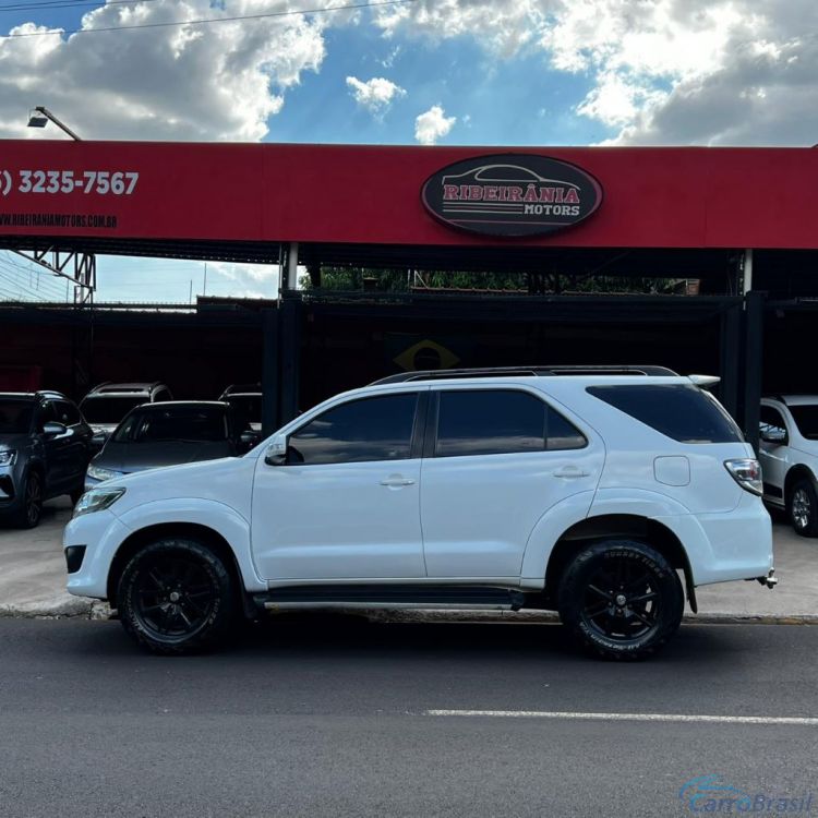 Ribeirania Motors | Hilux SW4 SR 4x2 2.7/ 2.7 Flex 16V Aut. 14/14 - foto 8