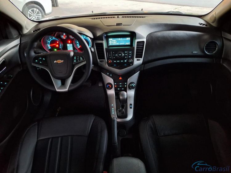 Santa F Motors | Cruze 1.8 LT 16V FLEX 4P AUTOMTICO 14/14 - foto 9