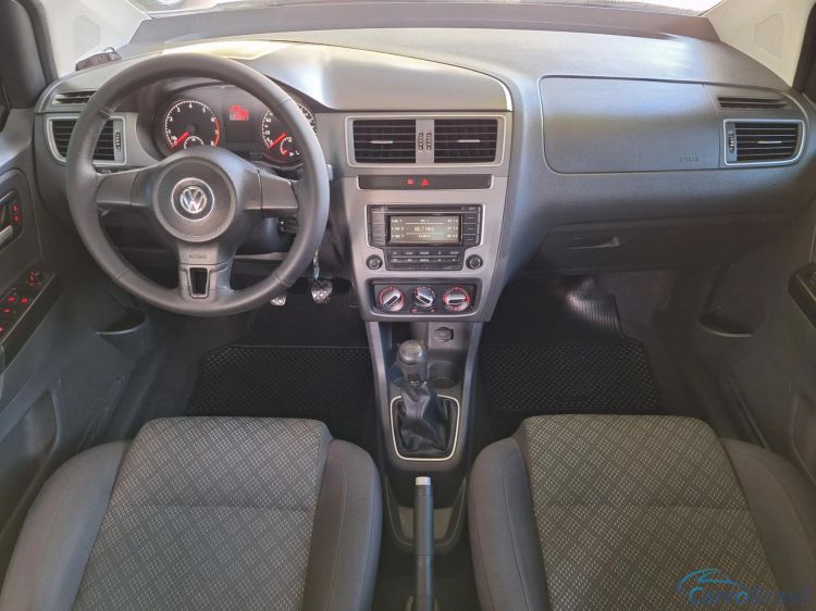 Santa F Motors | Fox 1.6 MSI TRENDLINE 8V FLEX 4P MANUAL 14/15 - foto 9