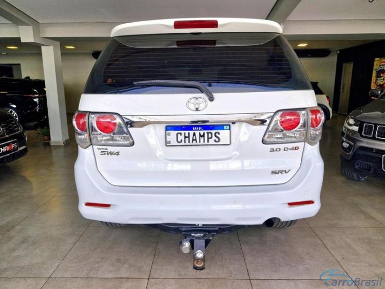 Champs Motors | Hilux  14/15 - foto 3