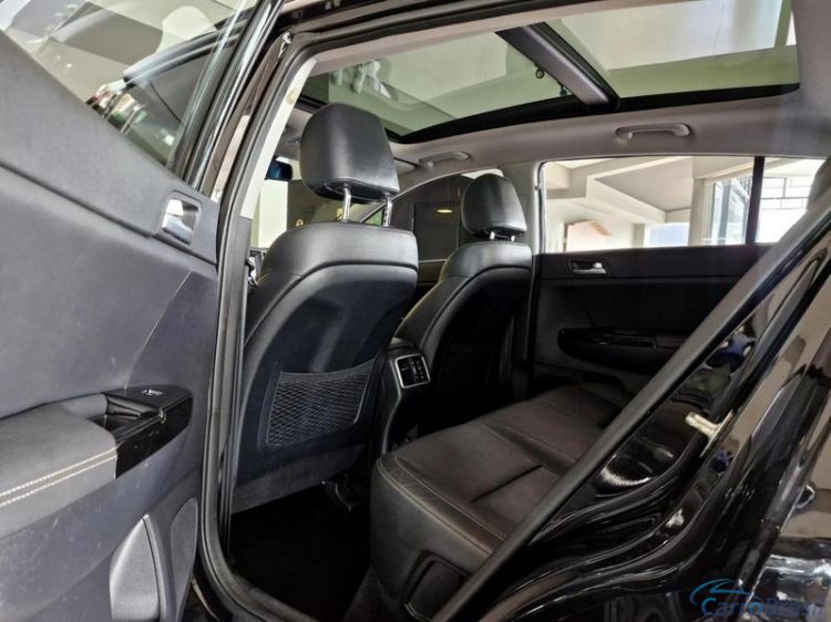 Champs Motors | Sportage  18/19 - foto 9