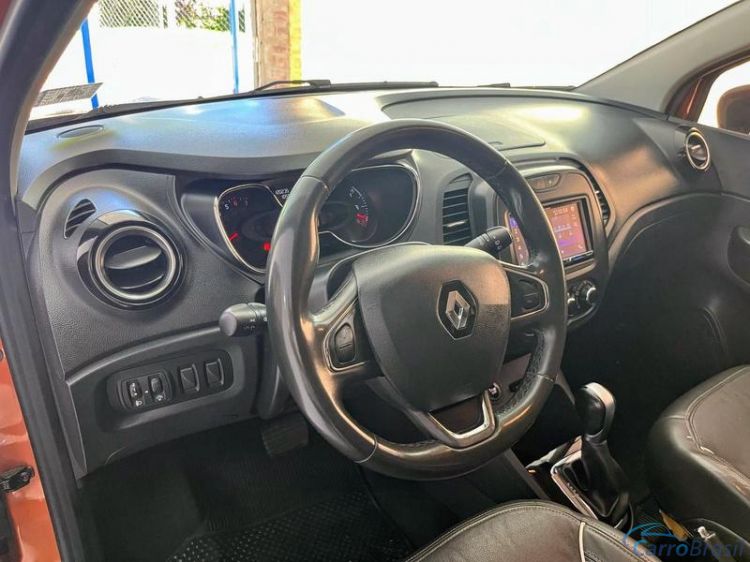 Villa Motors | Captur  18/19 - foto 5