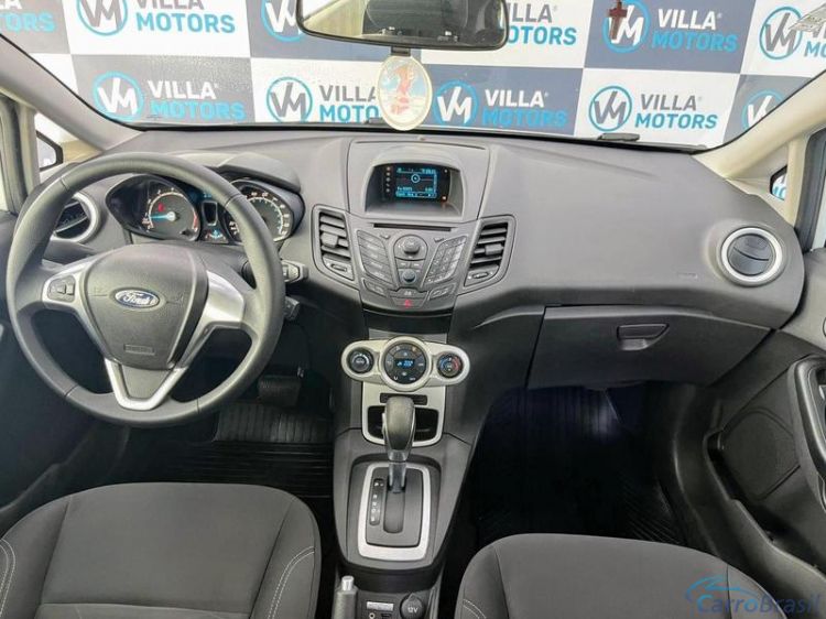 Villa Motors | Fiesta Hatch  14/15 - foto 5