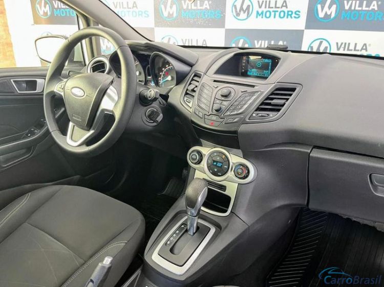 Villa Motors | Fiesta Hatch  14/15 - foto 6
