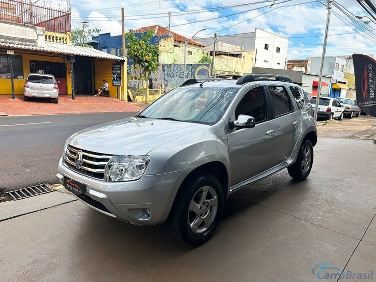 3D Multimarcas | Duster 1.6 DYNAMIQUE 4X2 16V 13/14 - foto 3