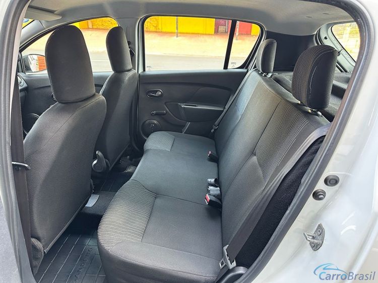 3D Multimarcas | Sandero 1.0 12V SCE AUTHENTIQUE 16/17 - foto 7