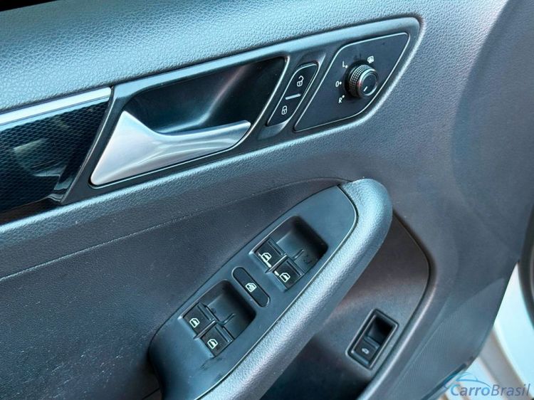3D Multimarcas | Jetta 2.0 TSI HIGHLINE 211CV 14/15 - foto 10