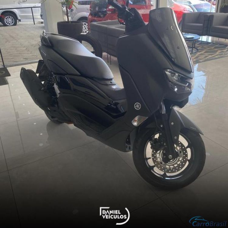 Daniel Veculos | N-Max 160  20/21 - foto 1