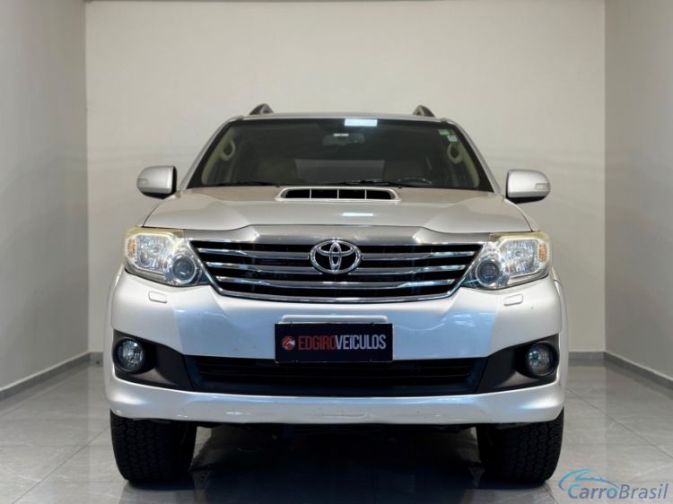 Edgiro Veculos | Hilux  13/13 - foto 3