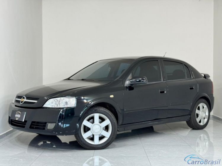 Edgiro Veculos | Astra Hatch  10/11 - foto 2