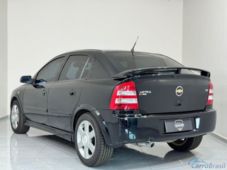 Edgiro Veculos | Astra Hatch  10/11 - foto 5