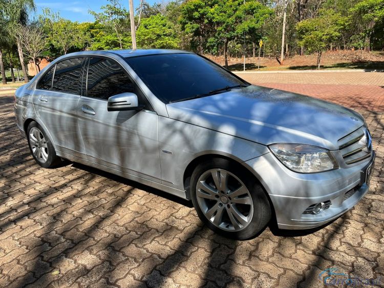 AutoCar RP | C 200 1.8 CGI AVANTGARDE 16V GASOLINA 4P AUTOMTICO 10/11 - foto 2