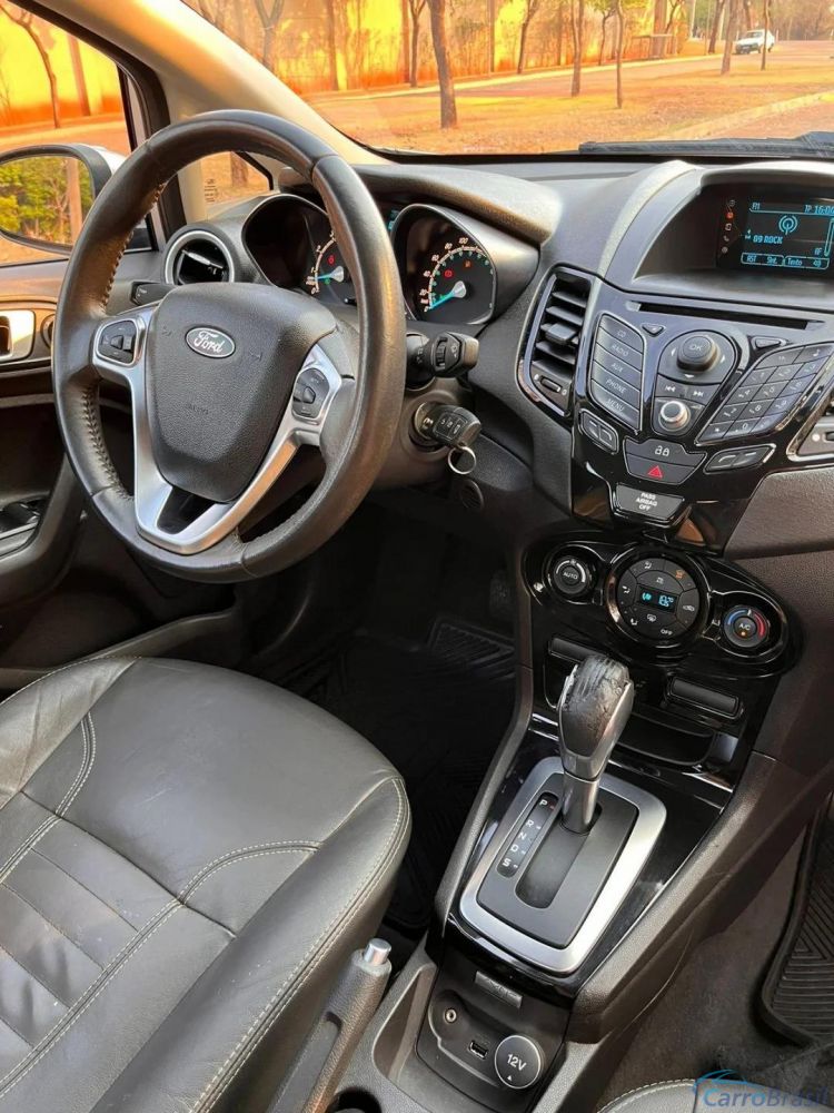 AutoCar RP | Fiesta Sedan 1.6 TITANIUM PLUS SEDAN 16V FLEX 4P POWERSHIFT 14/15 - foto 10