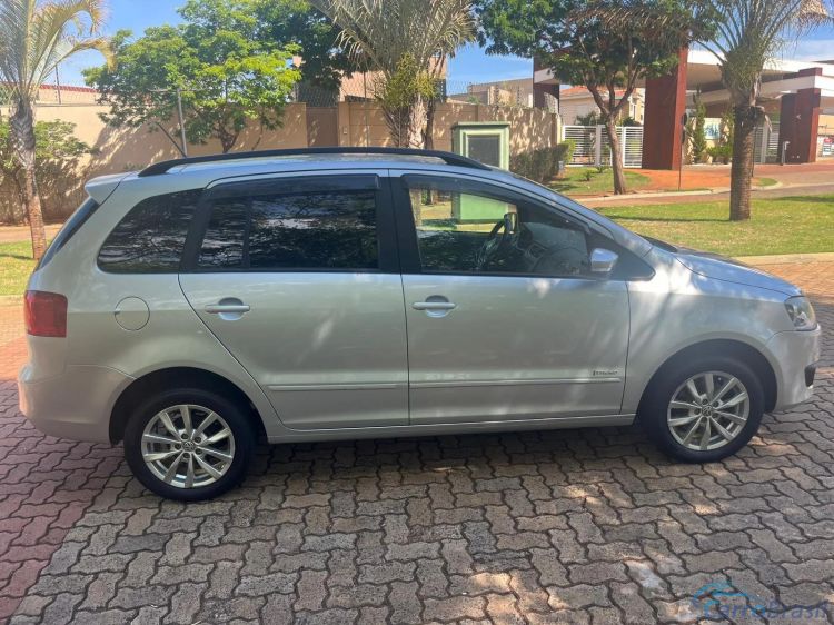 AutoCar RP | SpaceFox 1.6 MI HIGHLINE 8V FLEX 4P MANUAL 13/14 - foto 4