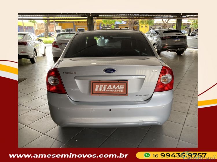 Ame Seminovos | Focus 2.0 GLX SEDAN 16V FLEX 4P AUTOMTICO 13/13 - foto 3