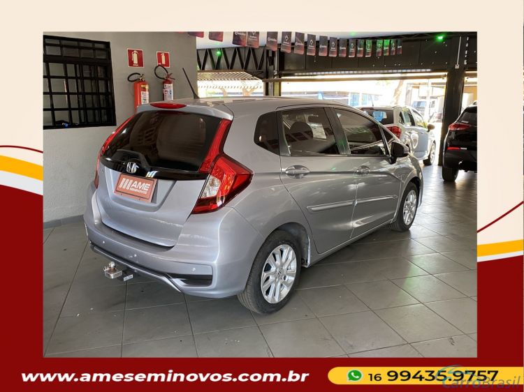 Ame Seminovos | Fit 1.5 LX 16V FLEX 4P AUTOMTICO 18/18 - foto 7