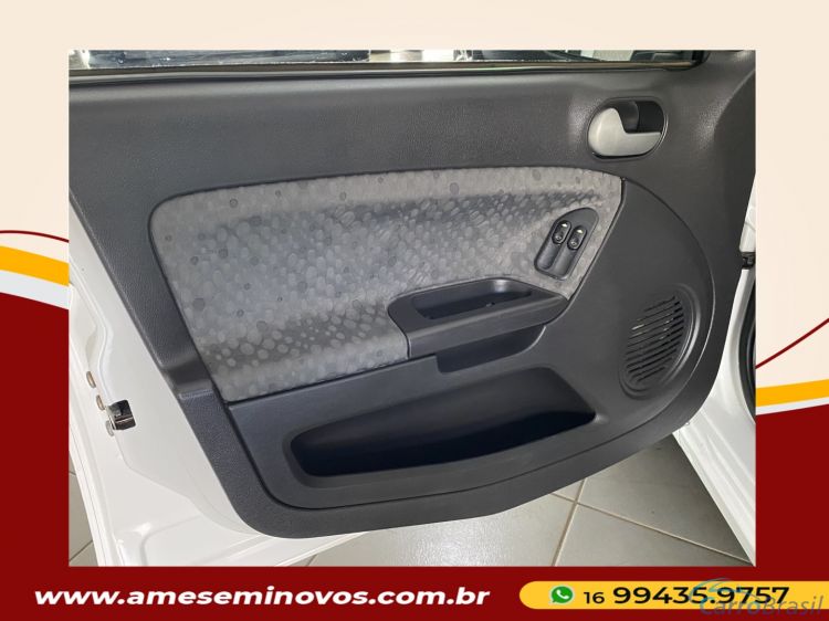 Ame Seminovos | Fiesta Hatch 1.6 MPI HATCH 8V FLEX 4P MANUAL 13/13 - foto 8