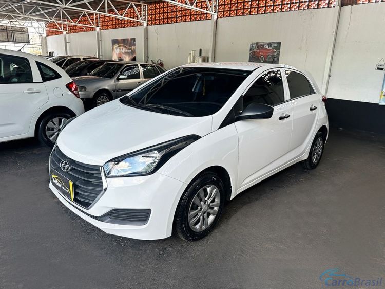 MGM Veiculos | HB 20 1.0 COMFORT 12V 17/17 - foto 2