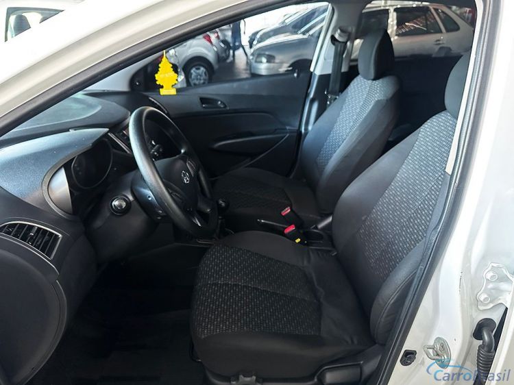 MGM Veiculos | HB 20 1.0 COMFORT 12V 17/17 - foto 3