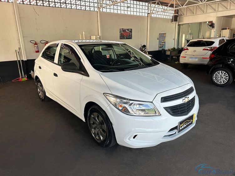 MGM Veiculos | Onix 1.0 MPFI JOY 8V 17/18 - foto 2
